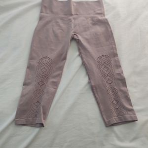 NWOT Climawear Capri pants
